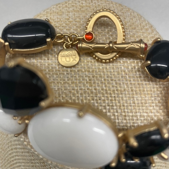 NWOT Carolee Lux Black And White Stone Bracelet - Picture 2 of 4